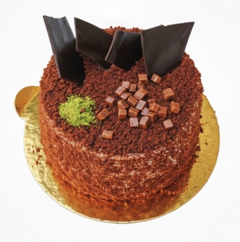 4 ile 6 kişilik çikolatalı yaş pasta Adana pasta